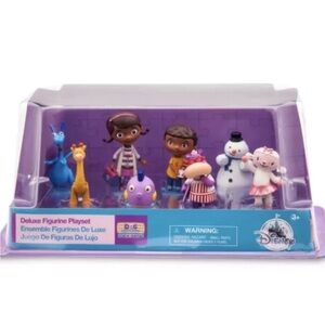Disney Parks Doc McStuffins Deluxe 8 Figure Play Set  NIB